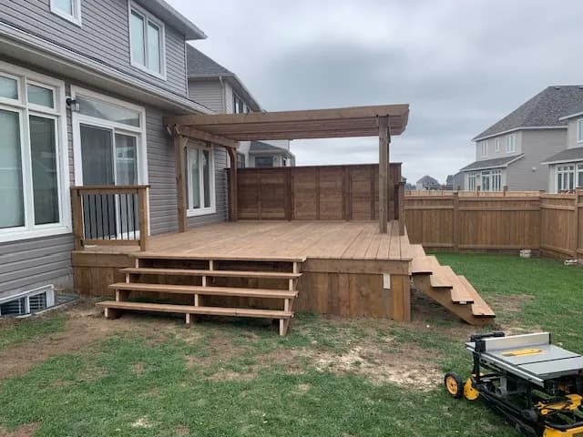 Decks Ottawa - Embaby Carpentry